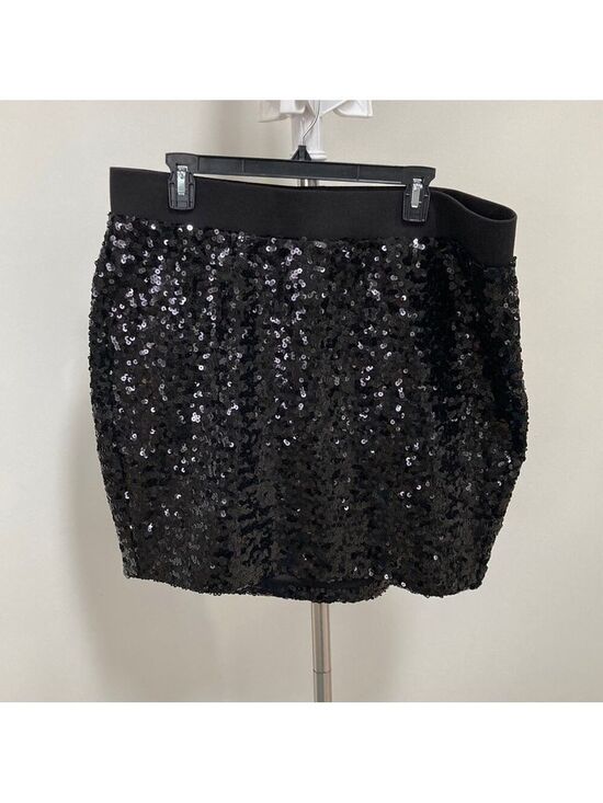 torrid Dresses & Skirts - TORRID Sequin Mini Skirt